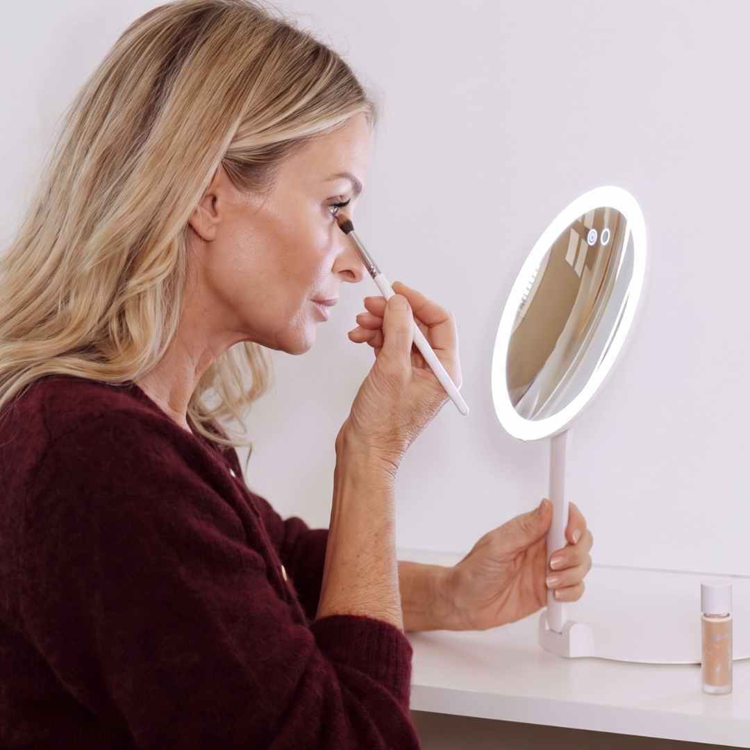 Abigail 10x Travel Mirror - Image 7