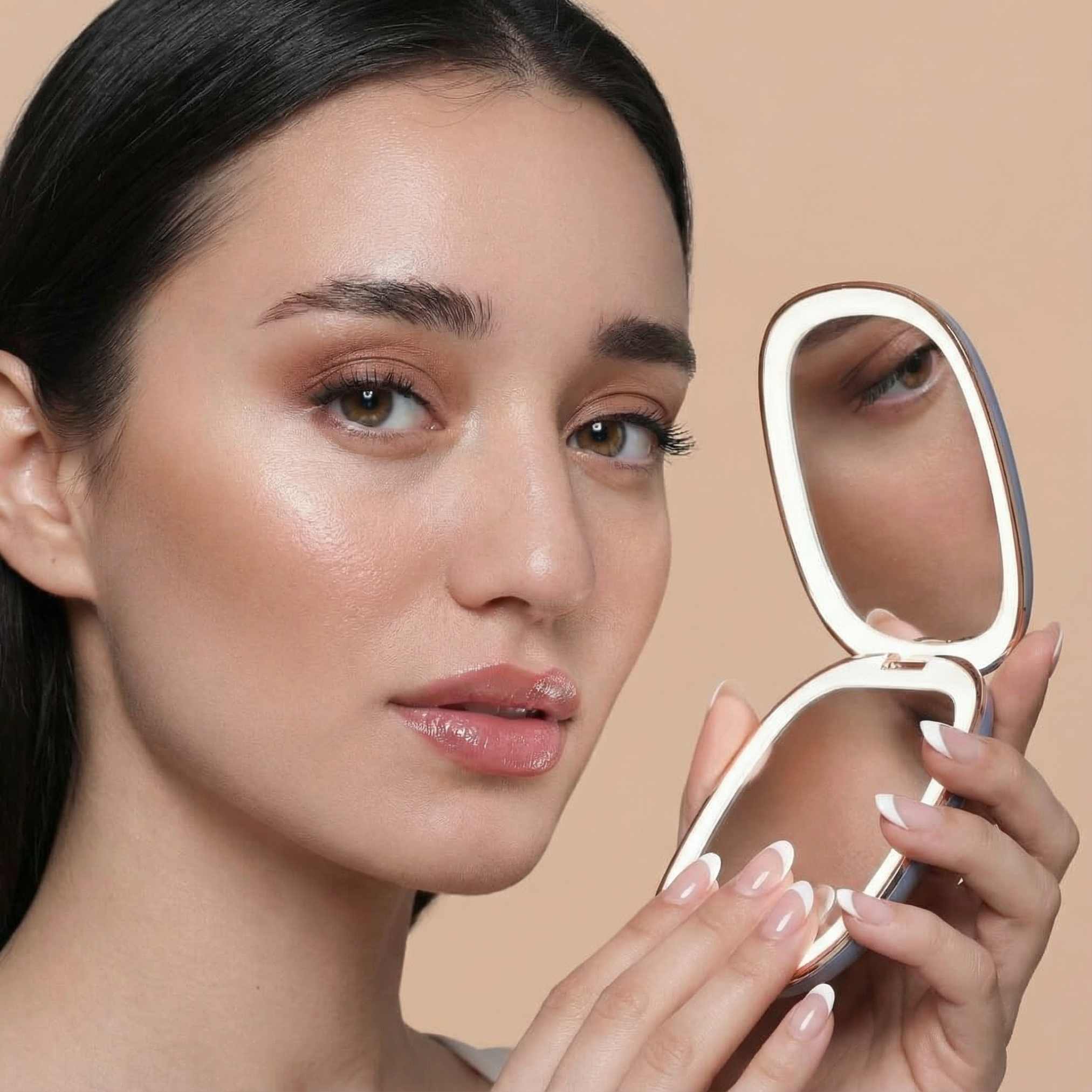 Mila 2 LED Compact Mirror - Image 11
